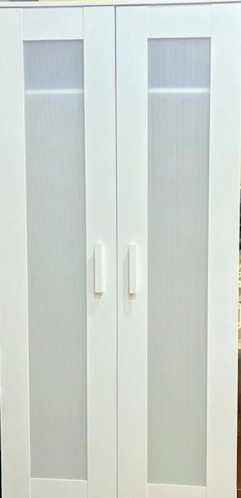 White double door cabinet with frosted glass inserts