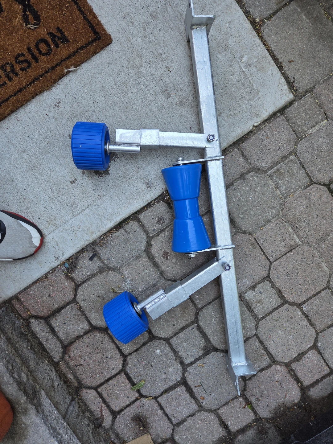 Boat Trailer Keel Roller Assembly