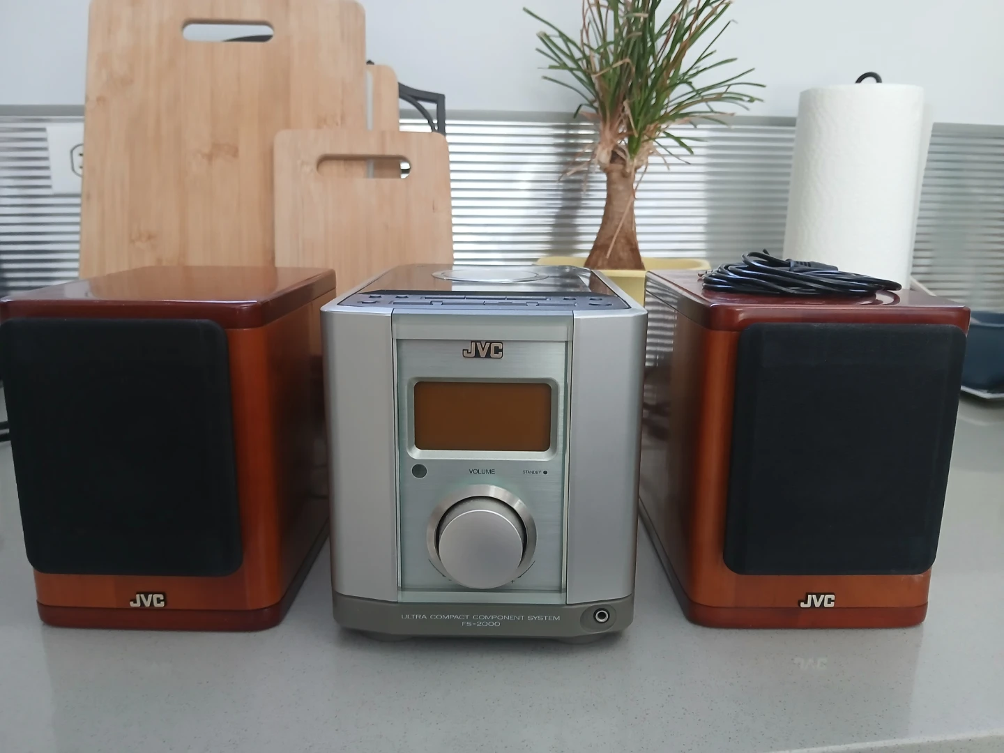 ⚽️JVC Ultra Compact Radio/CD FS-2000 Speakers