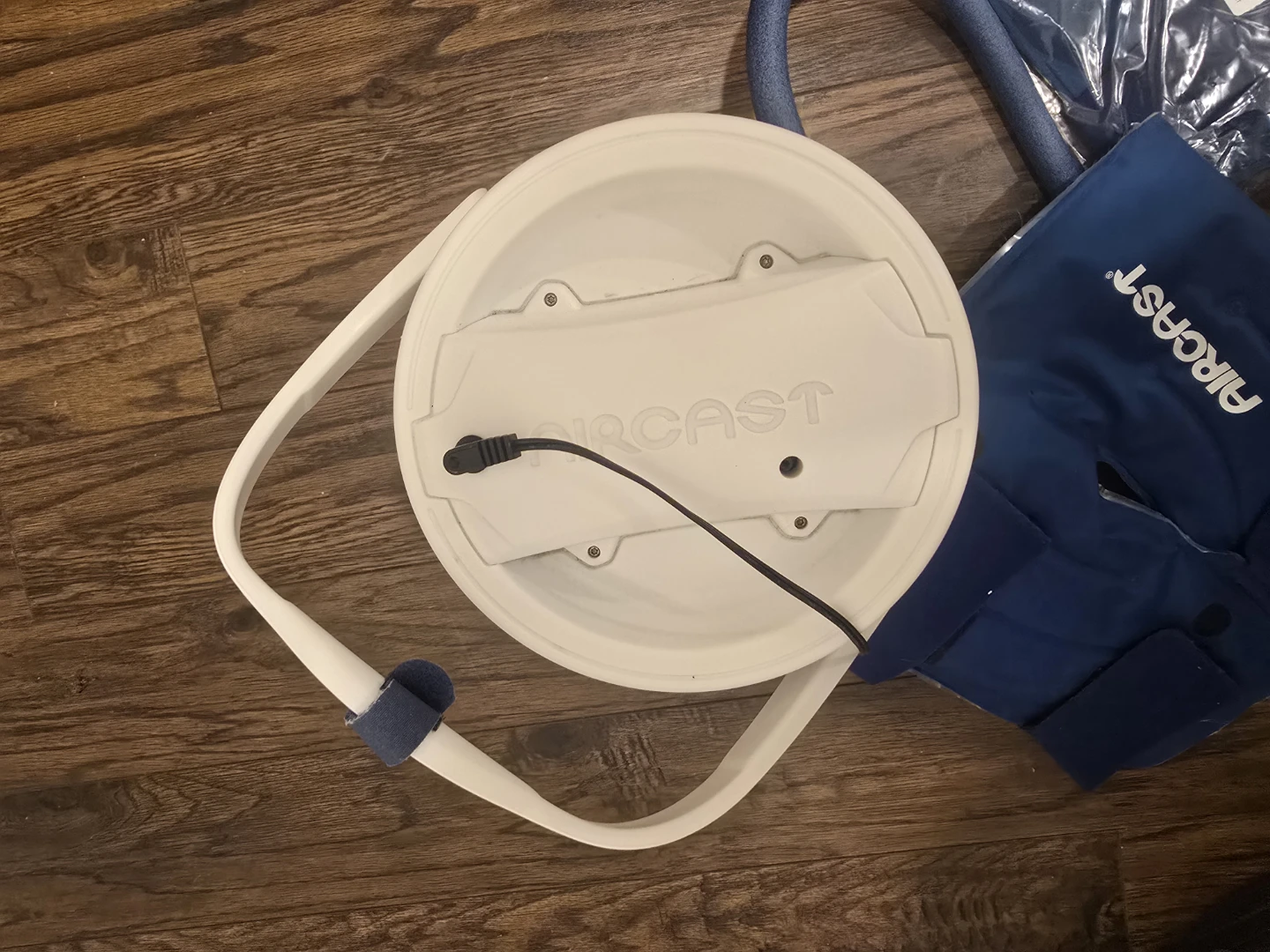 Aircast Cryo Cuff IC Cooler with Knee Cuff - photo 5