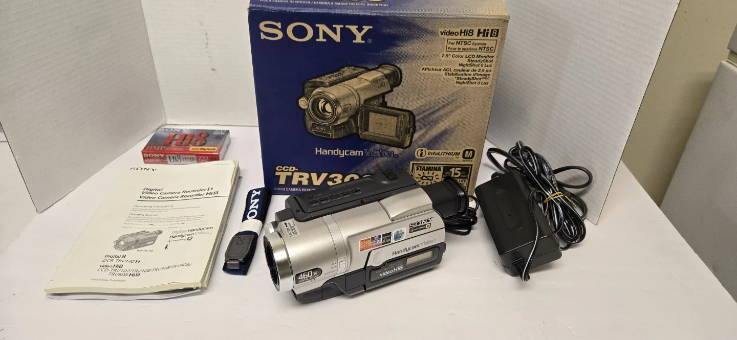 Sony Handycam Vision CCD-TRV308 NTSC Video Hi8 Camcorder