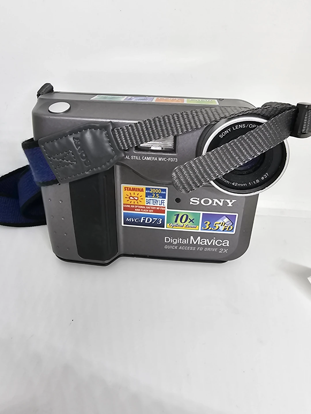 Vintage rare Sony Digital Mavica MVC-FD73 Camera