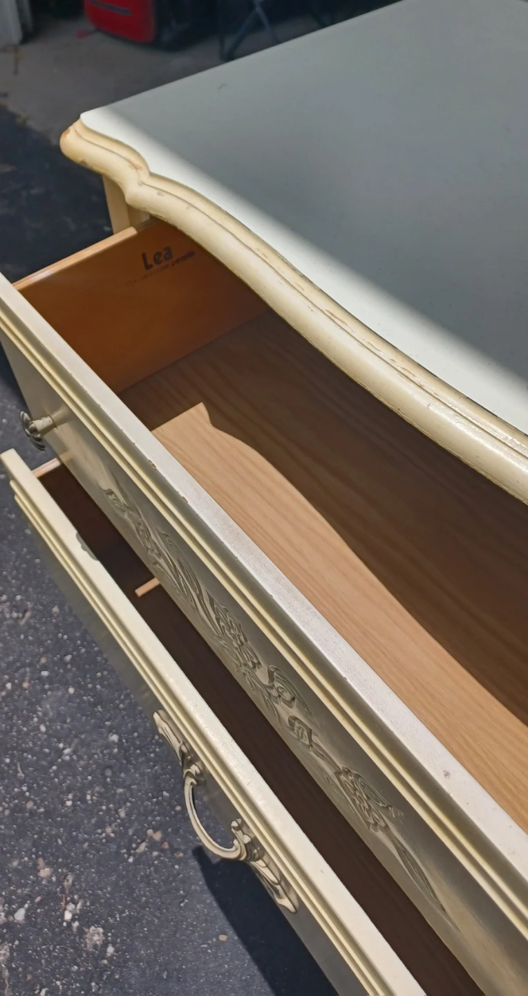 Vintage Lea Furniture 3 Drawer Dresser - photo 3