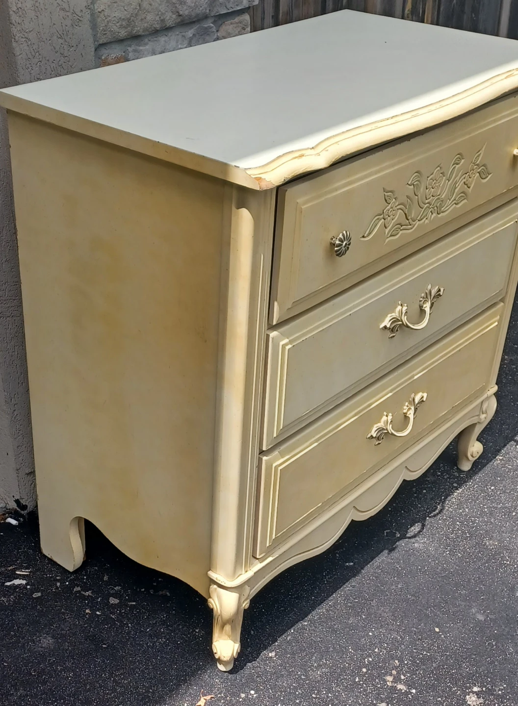 Vintage Lea Furniture 3 Drawer Dresser - photo 4