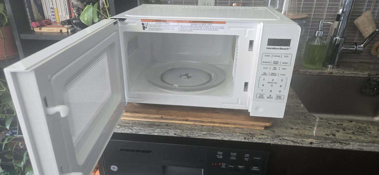 Hamilton Beach Microwave
