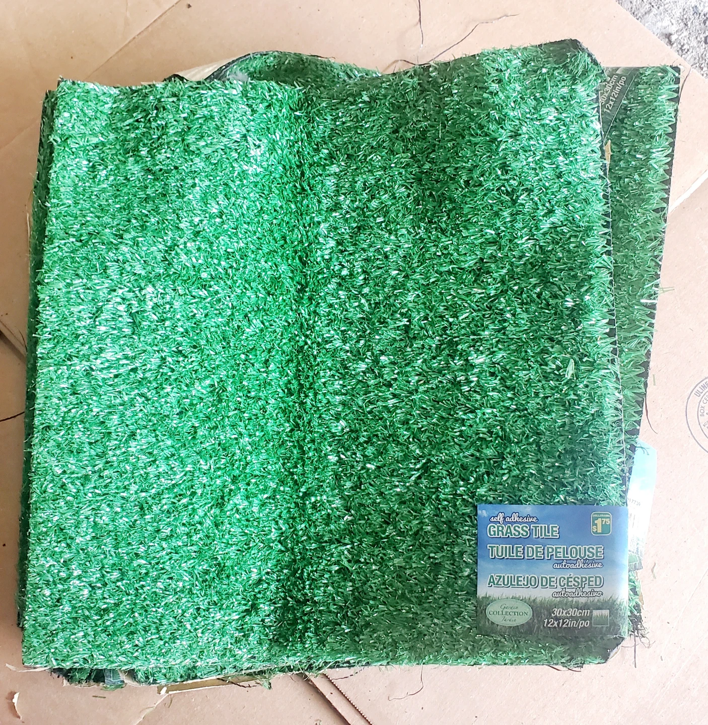 Self-Adhesive Grass Tiles - 30x30cm