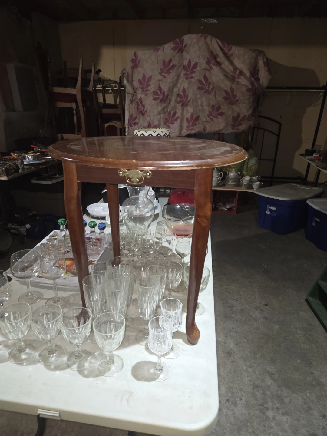 Round Side Table with Drawer - photo 3