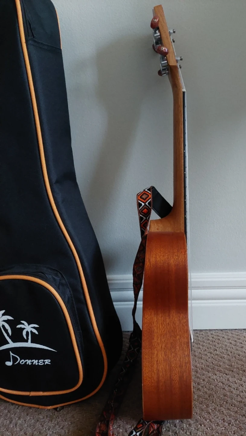 Ukulele - photo 2