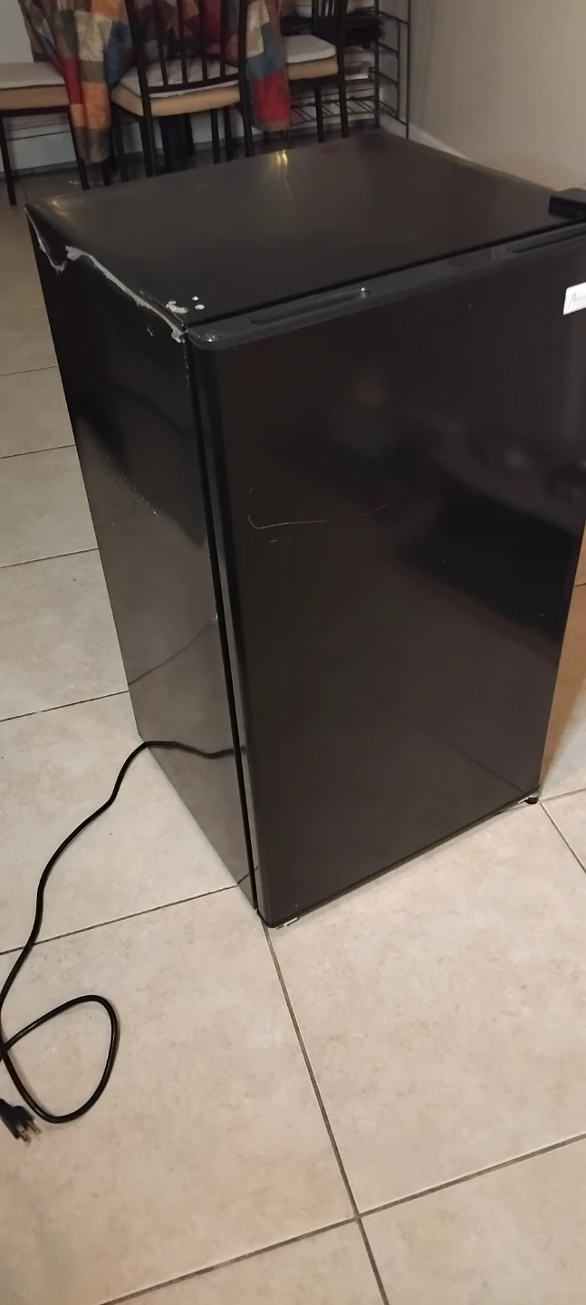 Black Compact Mini Fridge