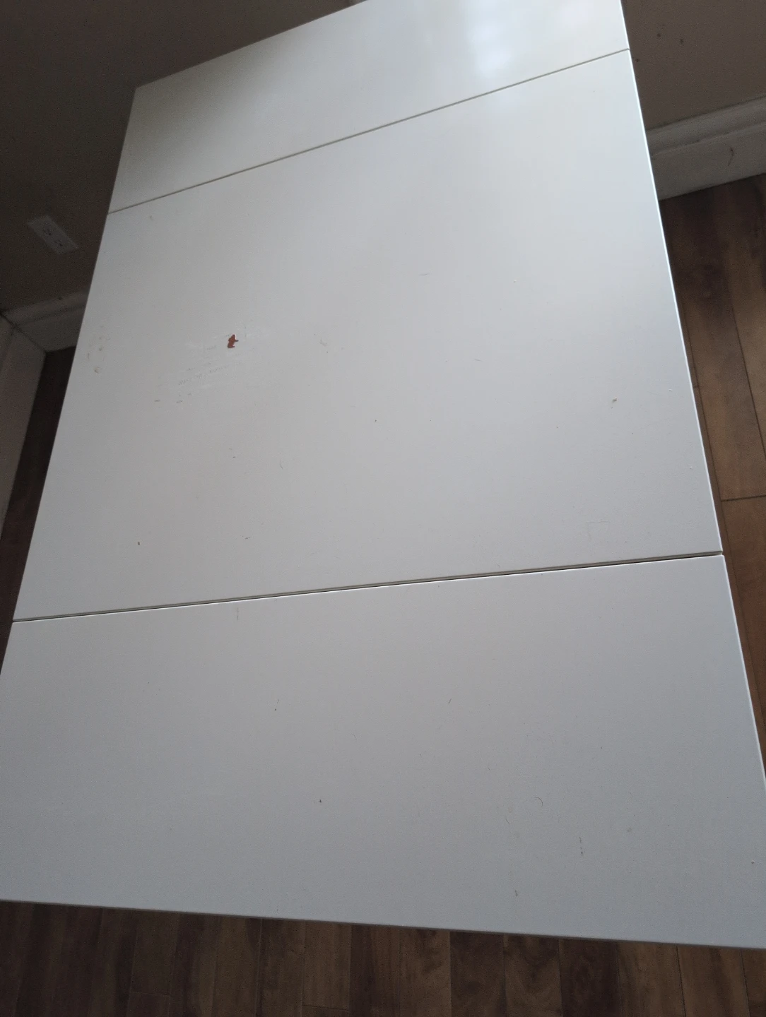 White folding table - photo 2
