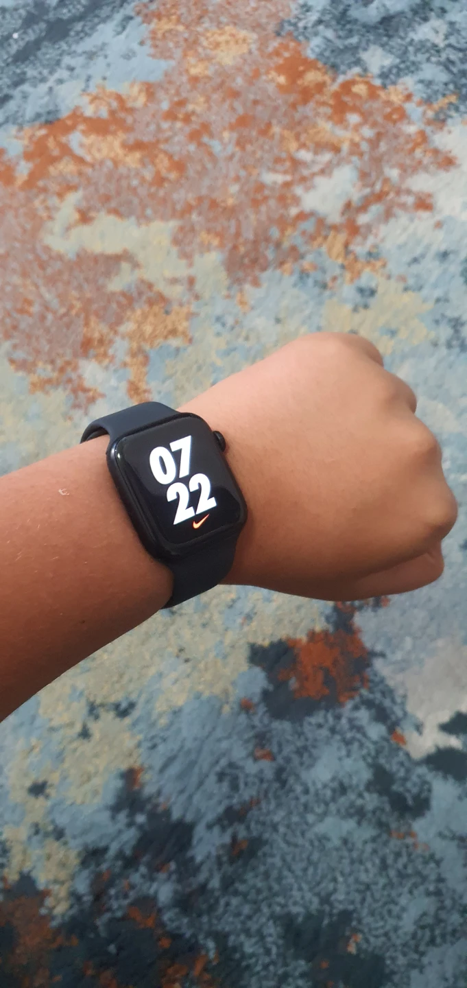 Apple Watch SE 3 with two sets of bands