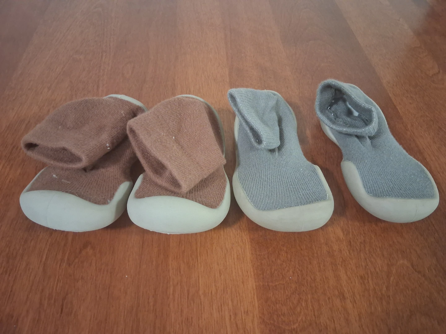 Sock shoes