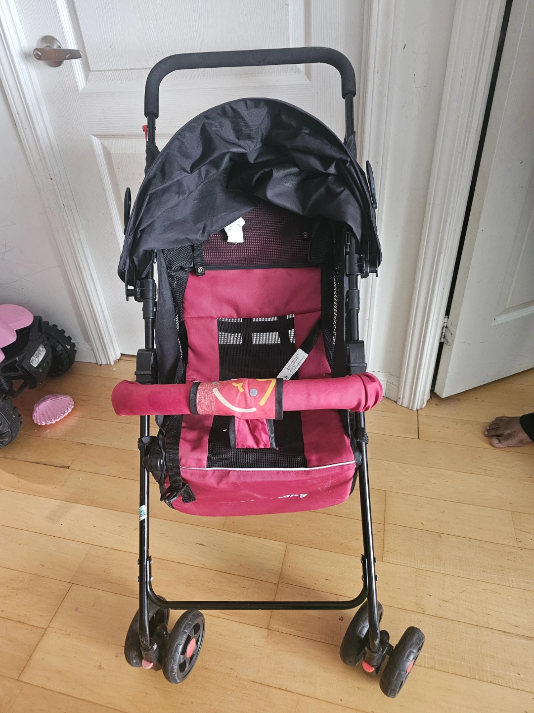 Red and Black Baby Stroller - photo 2
