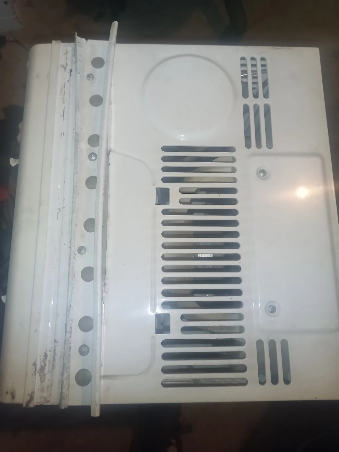 Comfee Window Air Conditioner - photo 2