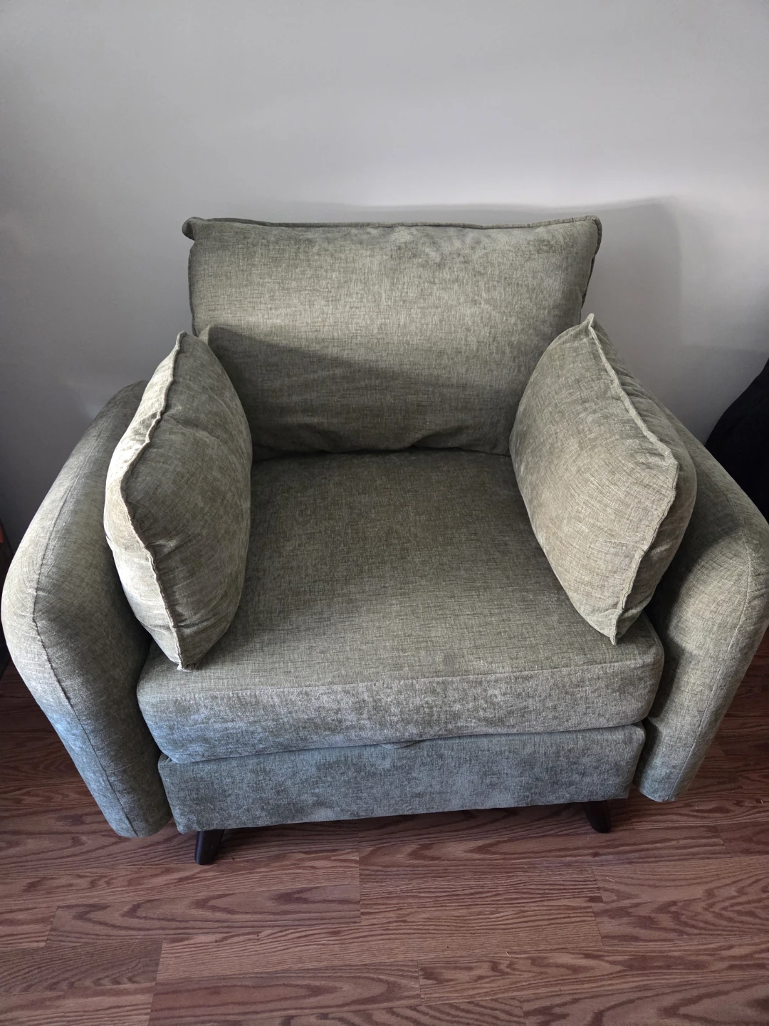 Single couch