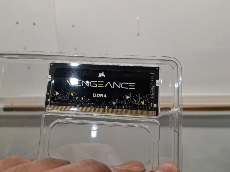 Corsair Vengeance 8GB 3200MHz DDR4 SODIMM Laptop RAM - photo 2