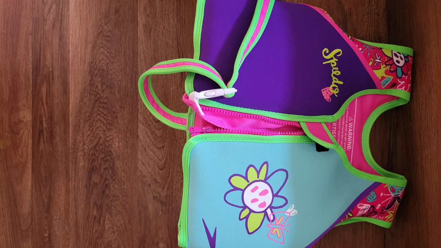 Kids Swim Vest 2 to 4 years ⚽