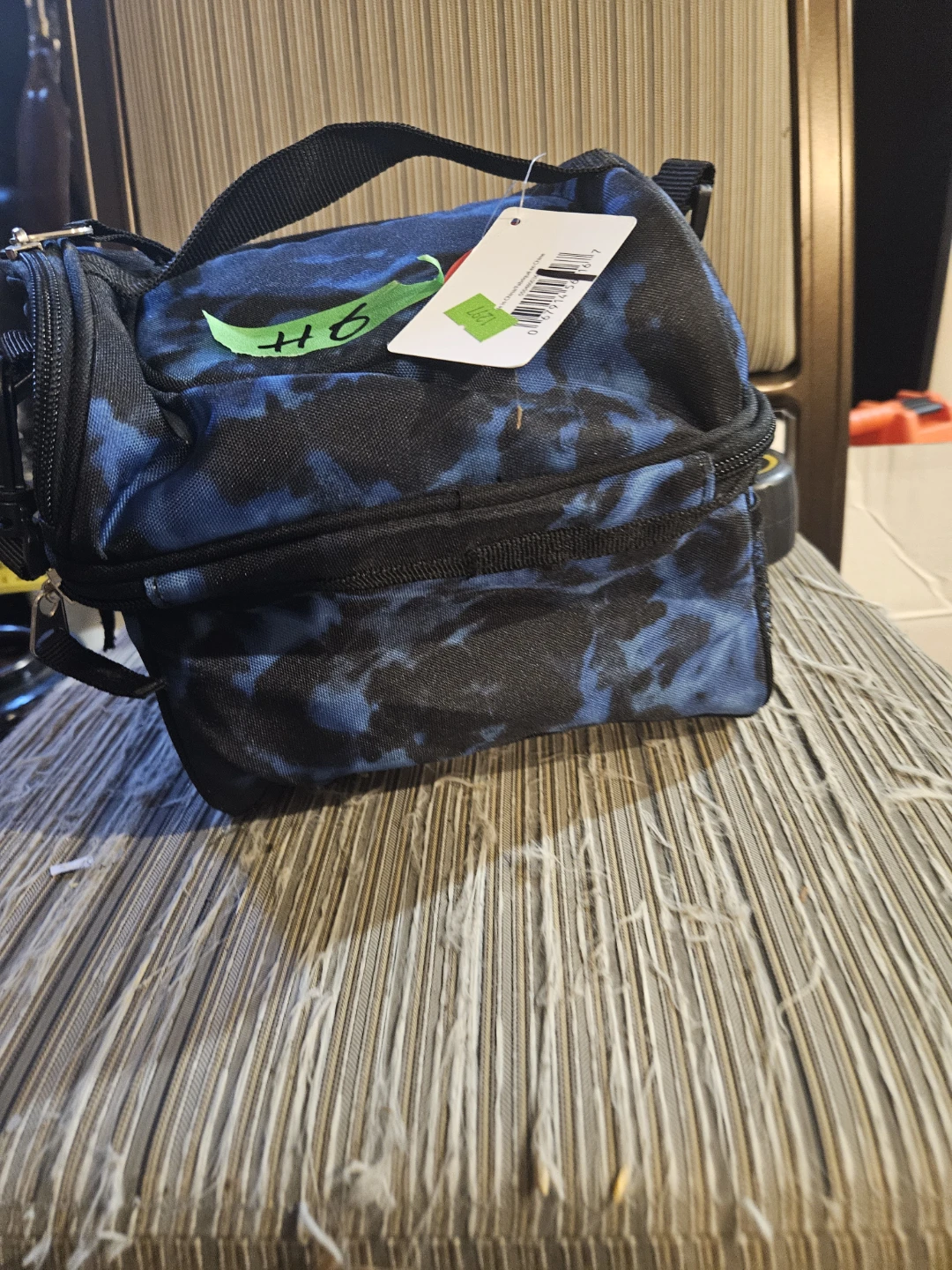 Blue Tie-Dye Insulated Lunch Bag - photo 2