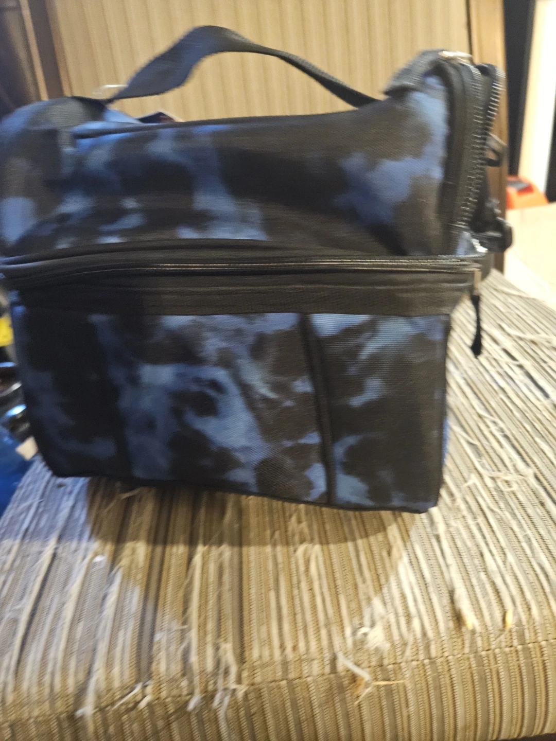 Blue Tie-Dye Insulated Lunch Bag - photo 4