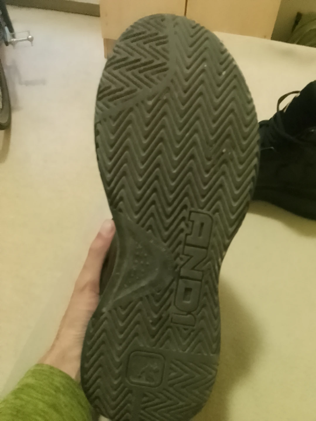 AND1 Men's Basketball Shoes Size 11 - photo 3