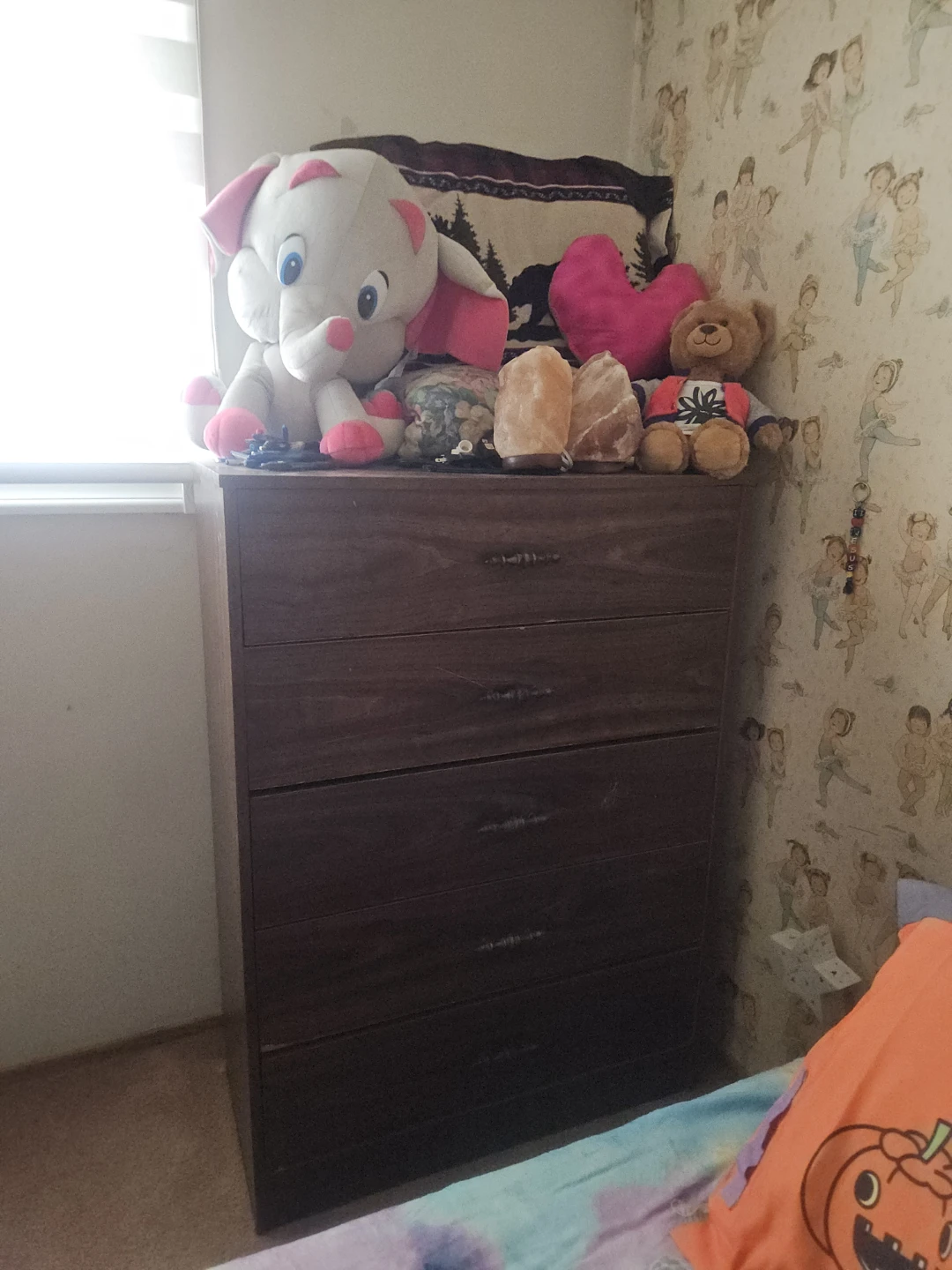 Wooden 5-Drawer Dresser