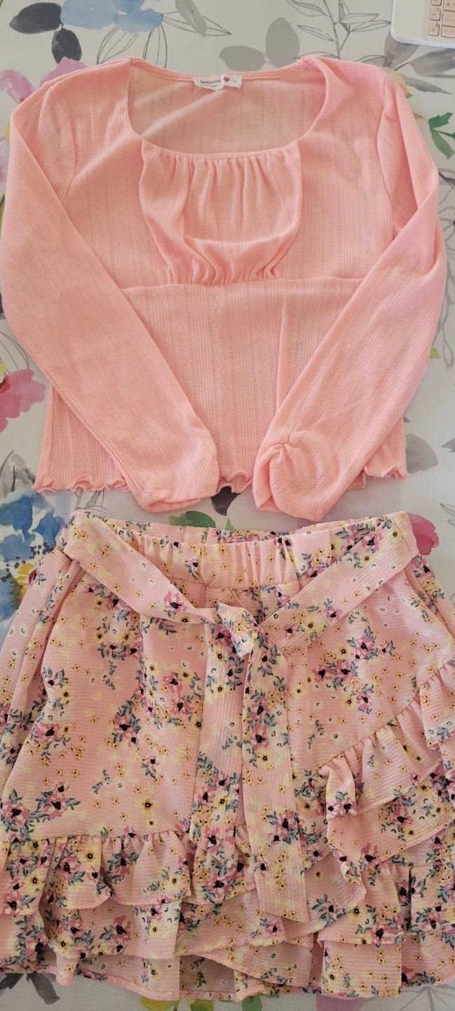 Girls Beautees Pink Floral Skirt and Top Set, medium