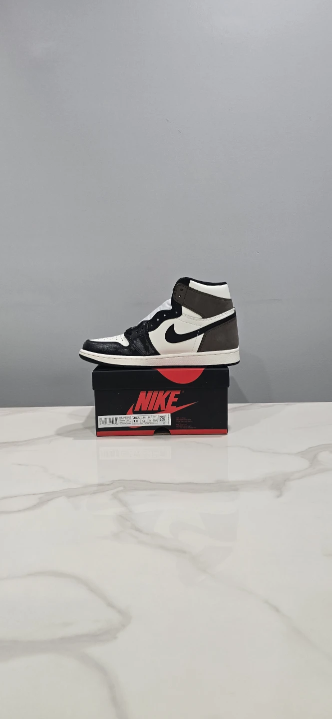 Air Jordan 1 Dark Mocha size 10 - photo 3