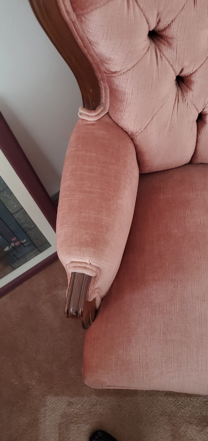 Pink Velvet Tufted Accent Chair