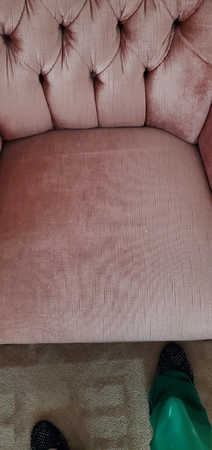 Pink Velvet Tufted Accent Chair - photo 3