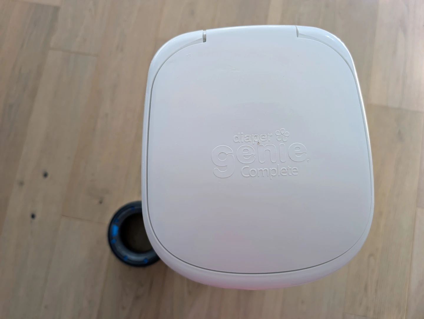 Diaper Genie Complete + over 2 refills + carbon filter - photo 2