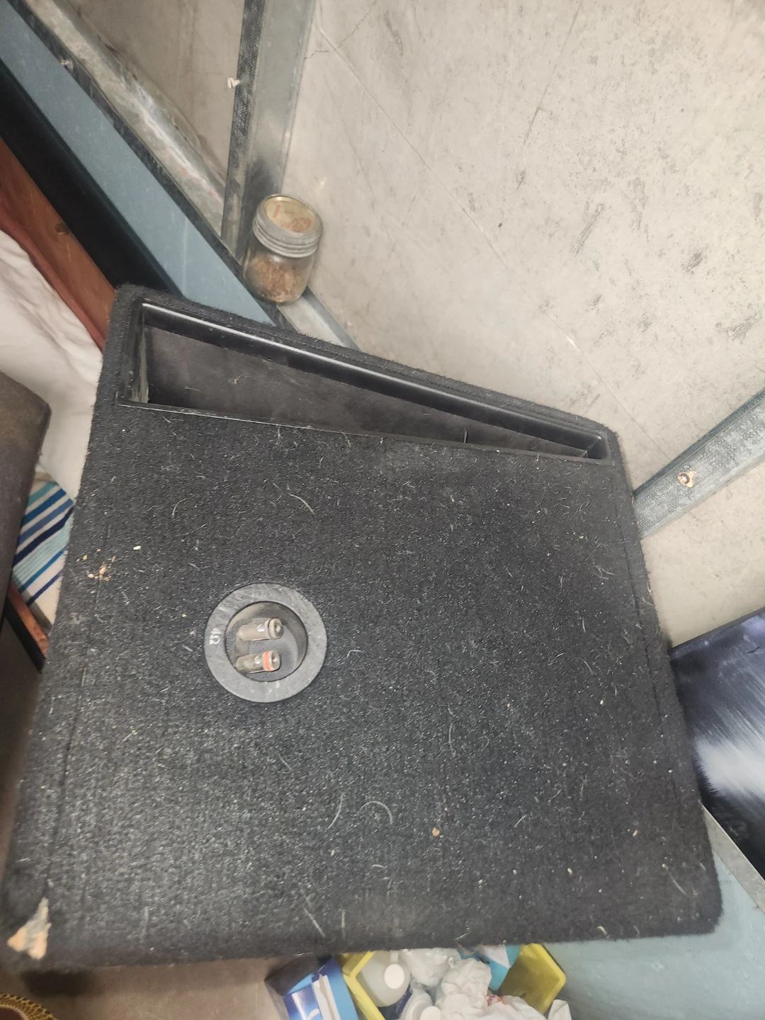 MTX Thunder Subwoofer Enclosure - photo 2