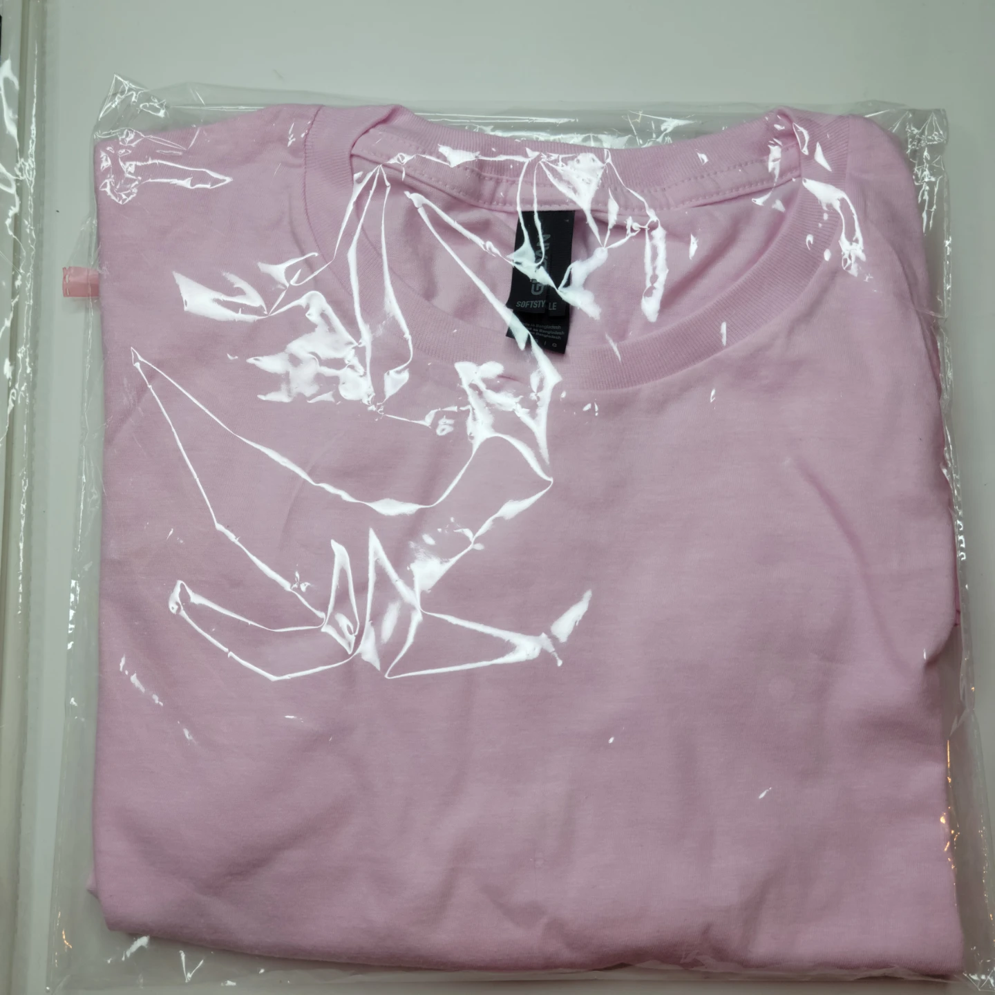 Gildan Softstyle T-Shirt - Pink⚽️