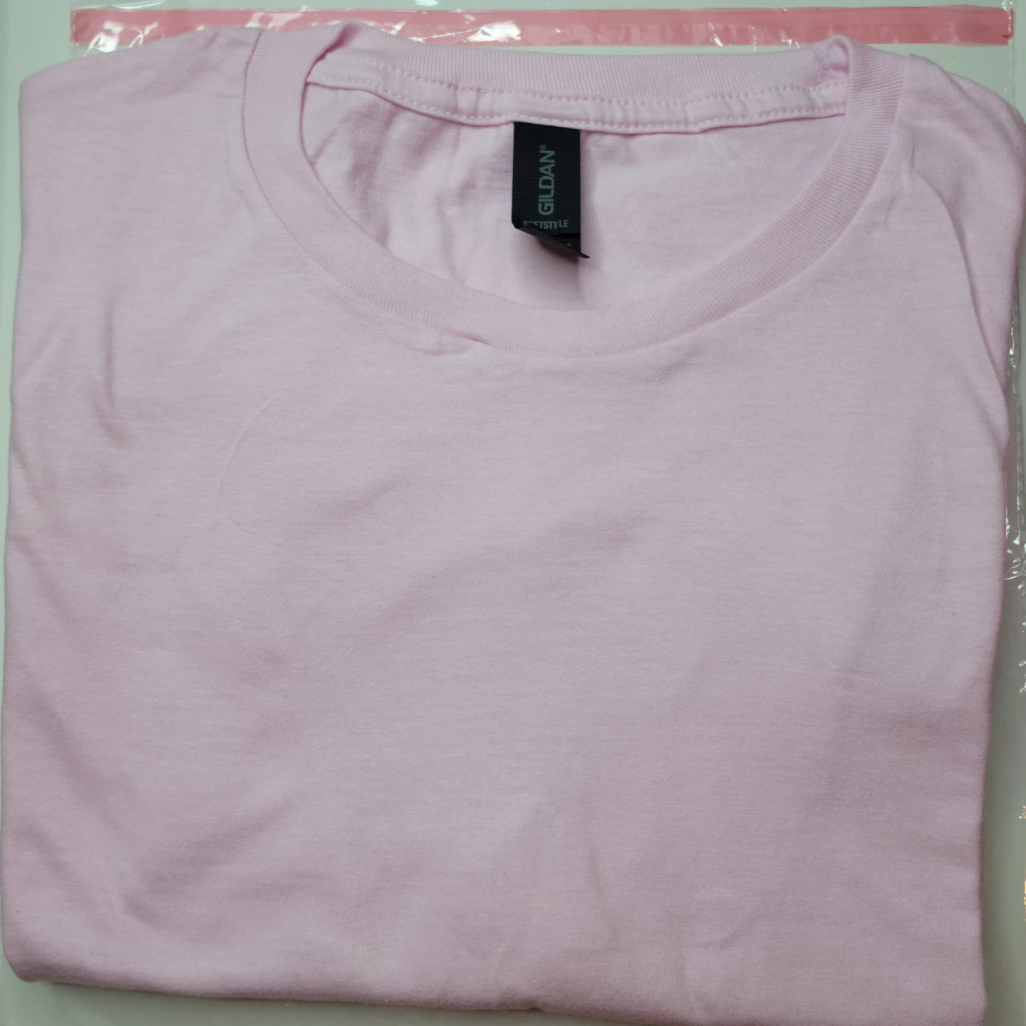 Gildan Softstyle T-Shirt - Pink⚽️ - photo 3