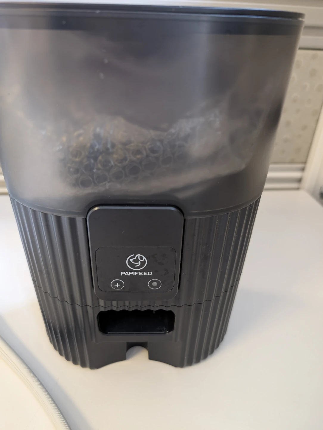 BRAND NEW PAPIFEED Smart WiFi Auto Pet Feeder (3L) - $40 - photo 2