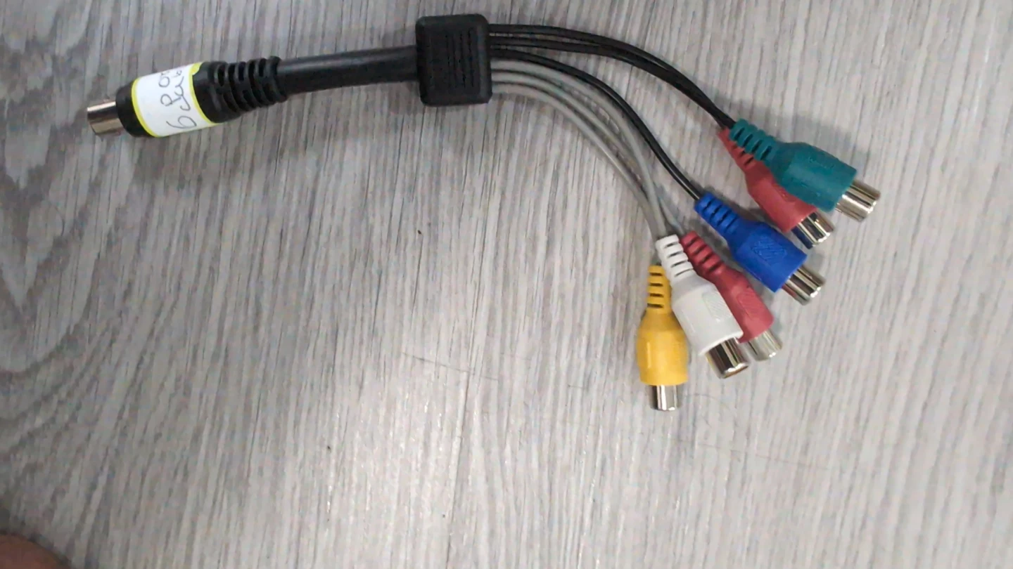 Samsung AV Adapter Cable – 6 RCA Female Breakout Dongle - photo 4