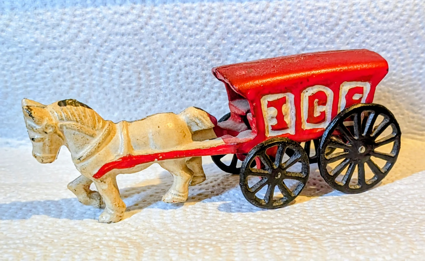 Vintage Cast Iron Ice Wagon and Nutcracker - Reproductions - photo 2