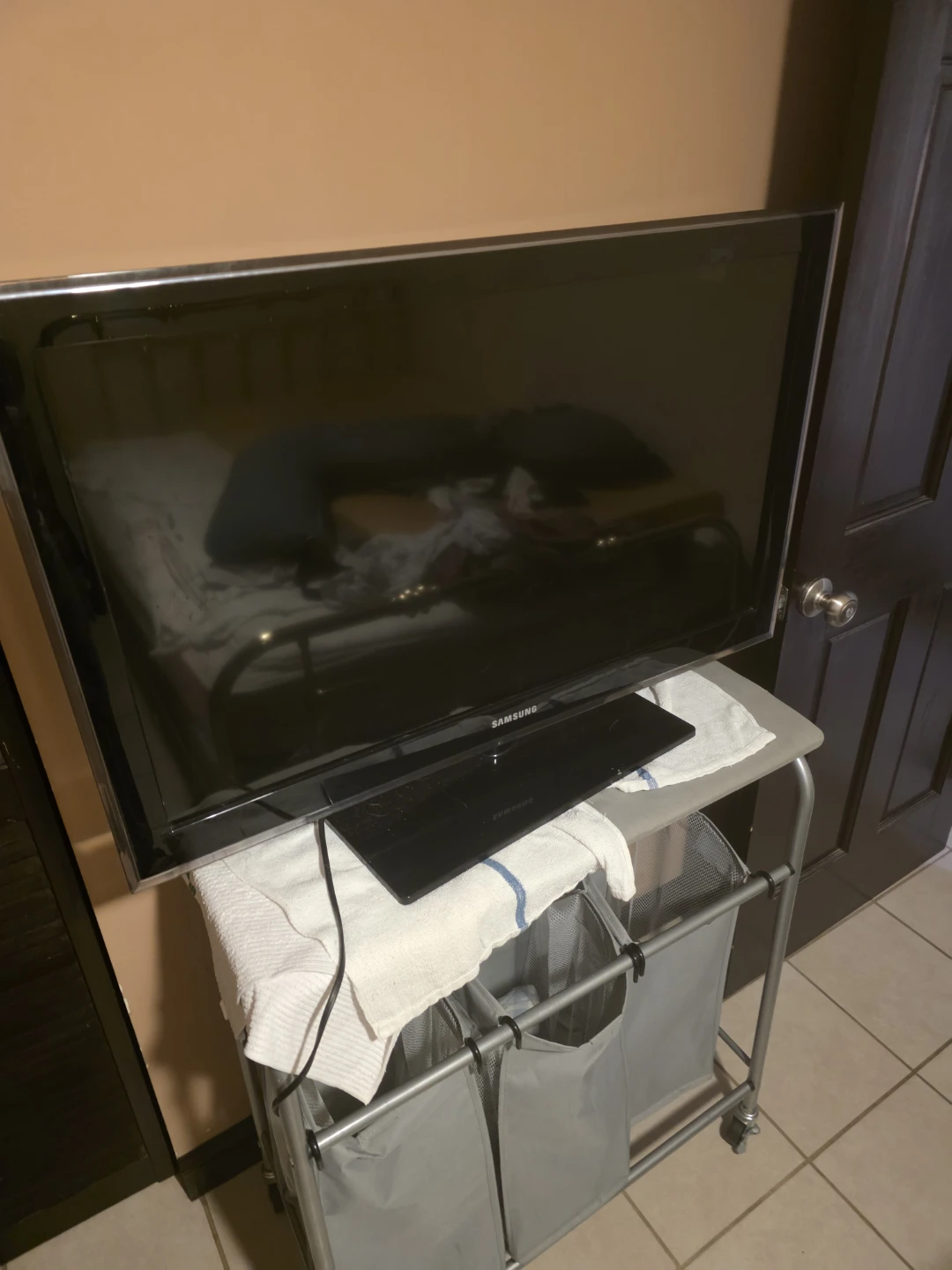 Samsung Flat Scree n TV 32 p" - photo 2