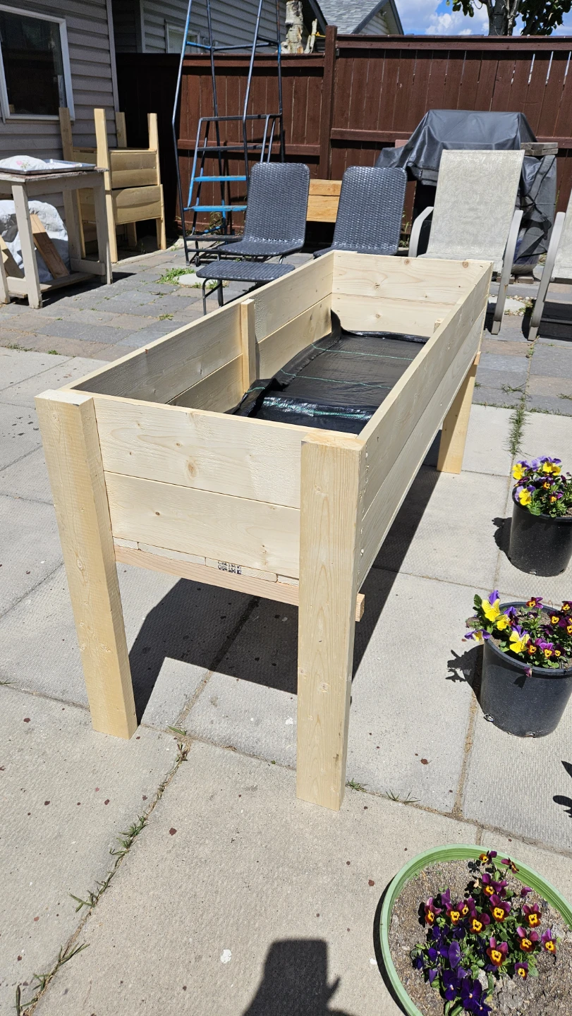 Raised Planter Boxes made with Canadian untreated spruce wood - photo 2