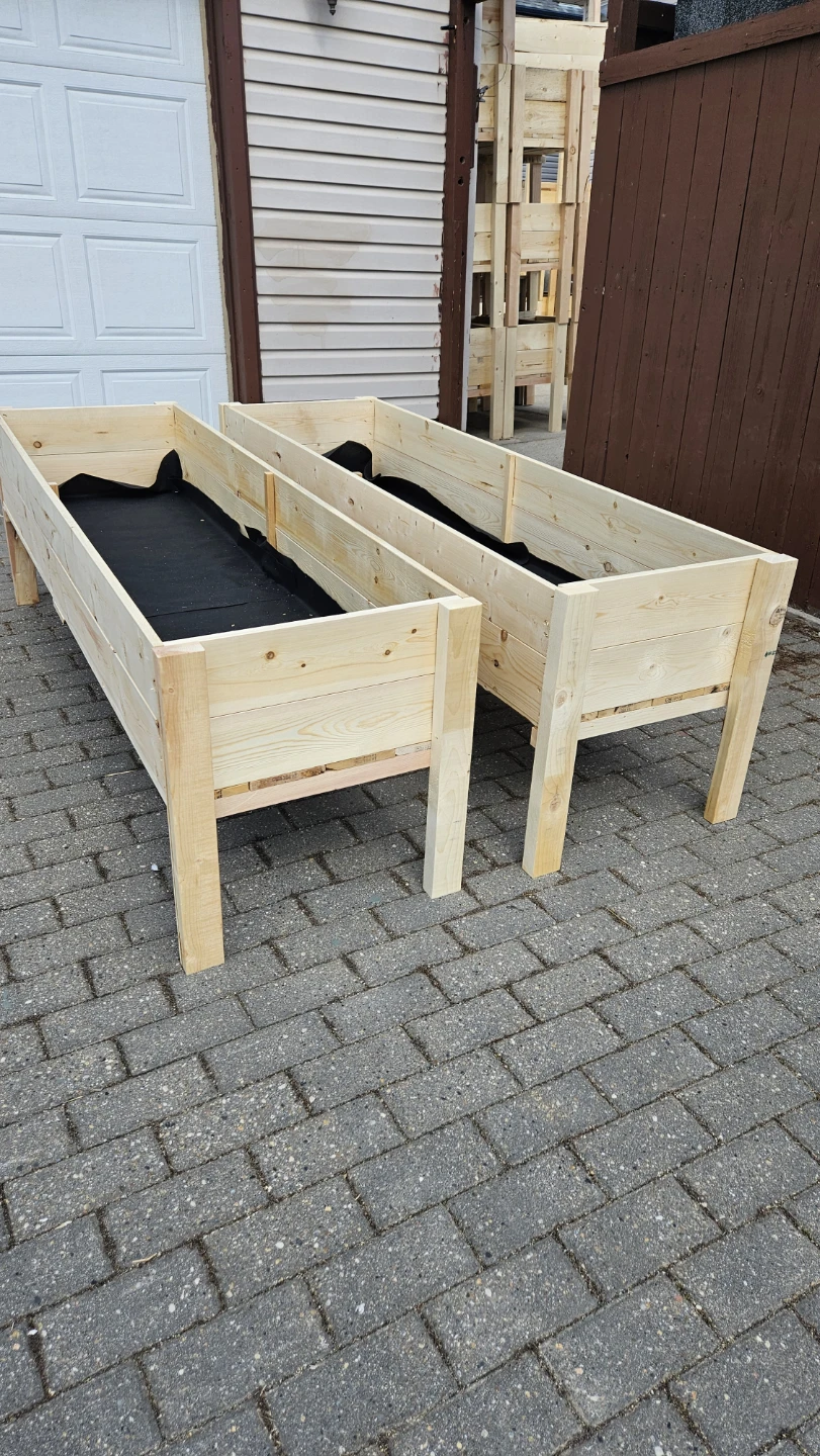 Raised Planter Boxes made with Canadian untreated spruce wood - photo 5