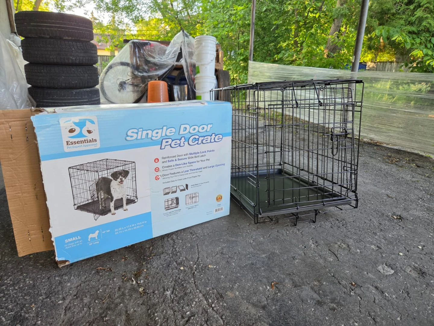 Essentials Single Door Pet Crate - Small