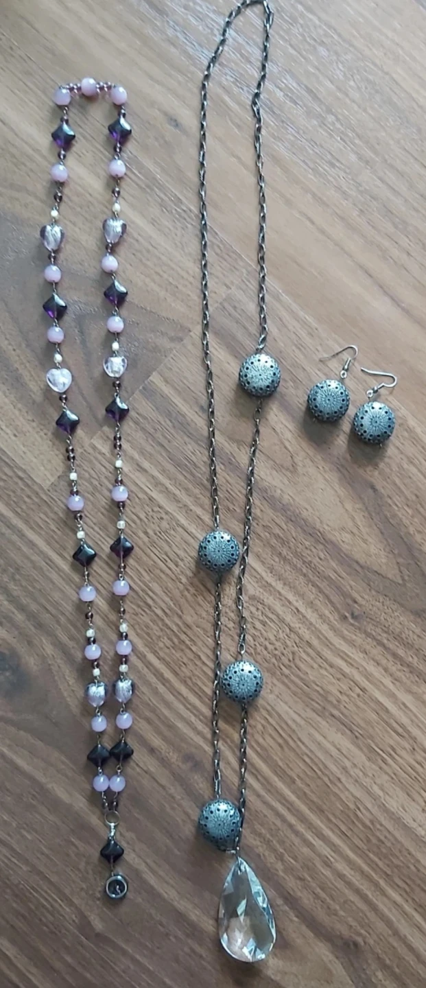 ⚽️ Bundle: Assorted Earrings and Necklaces - photo 3