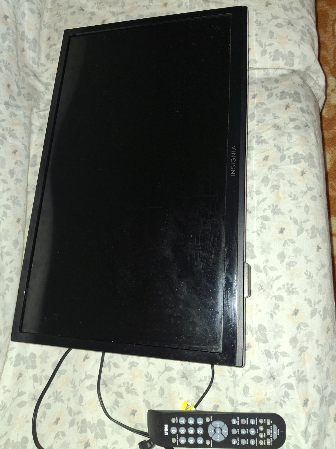 Insignia Fire TV Edition Smart TV with Remote