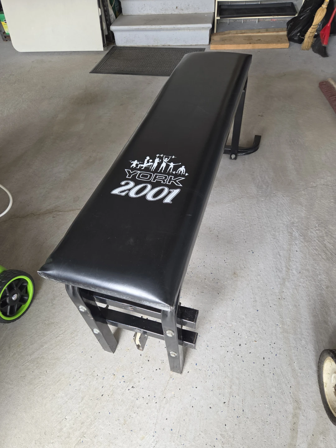 York 2001 Weight Bench - photo 3