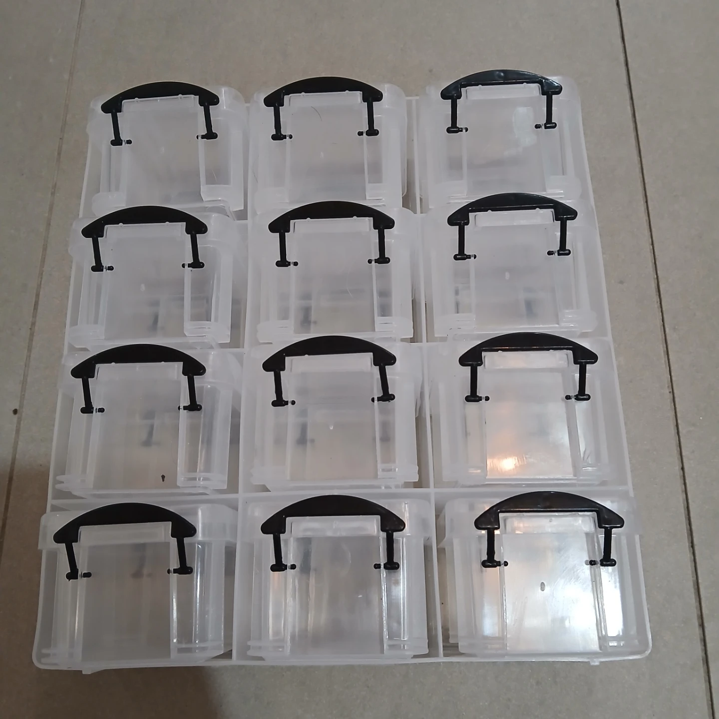 ⚽ Set of 12 Clear Stackable Storage Bins