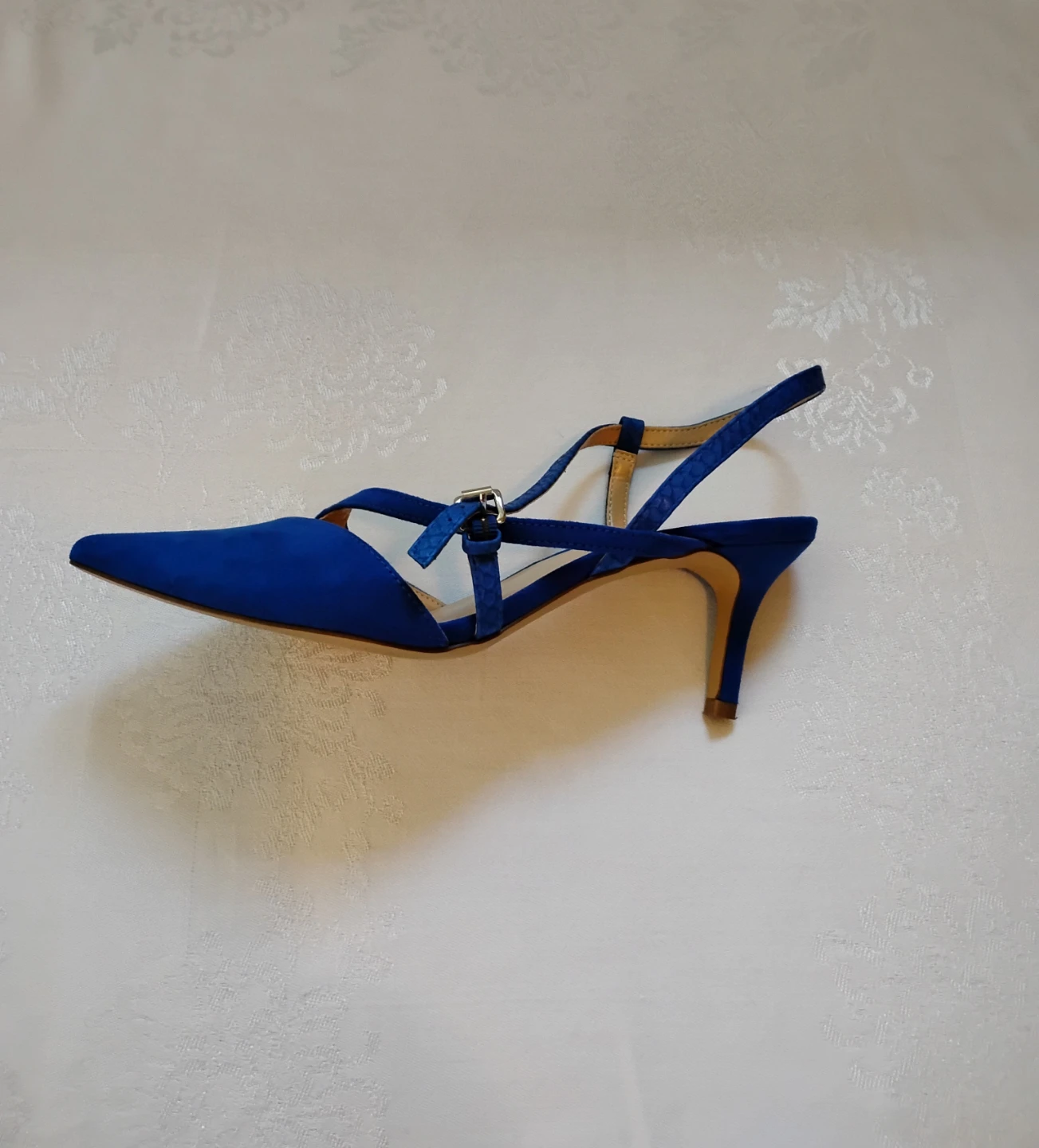 ⚽ Ladies Blue Suede Heels - photo 2