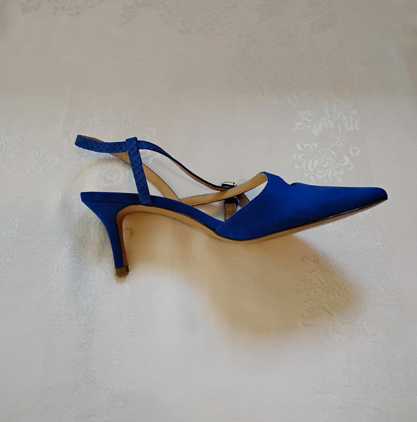 ⚽ Ladies Blue Suede Heels - photo 3