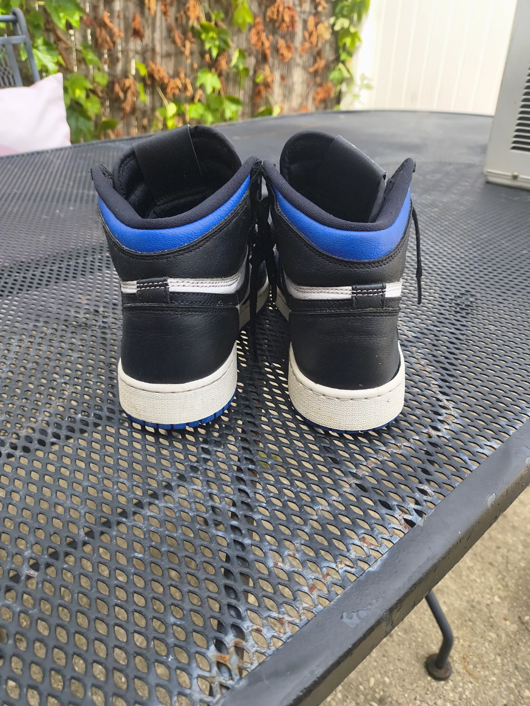 Nike Air Jordan 1 High Top Sneakers size 5.5y - photo 4