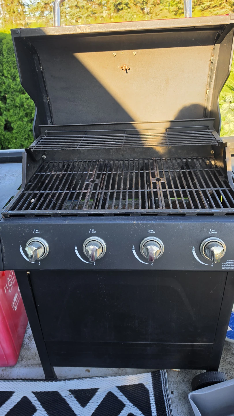 Backyard Grill Propane BBQ - photo 5