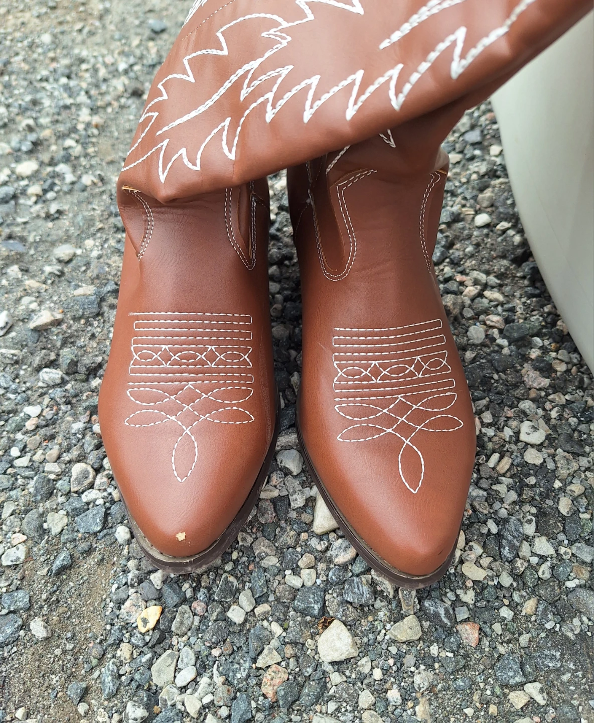 Brown Cowboy Boots Size 6 ⚽ (Kit Cat Club rescue) - photo 2