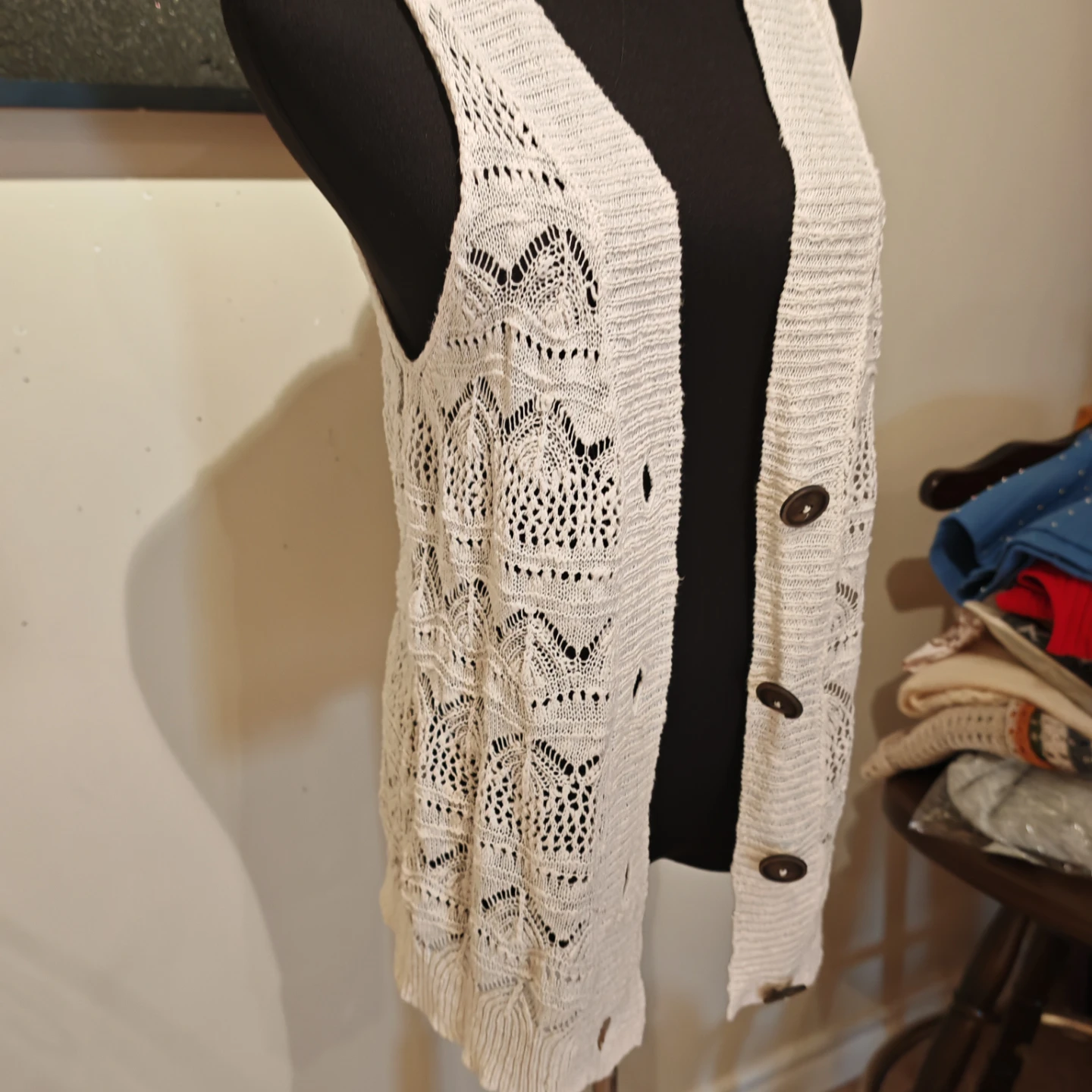 Multiblu Cream Lace Knit Vest - photo 3